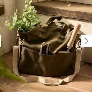 Terrain gardening tote